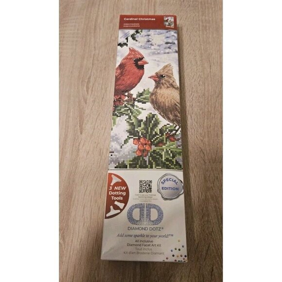 NEW Diamond Dotz Cardinals Adult Art Kit Special Edition Intermediate - Picture 1 of 2